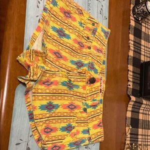 1st Kiss Vibrant Patterned Shorts